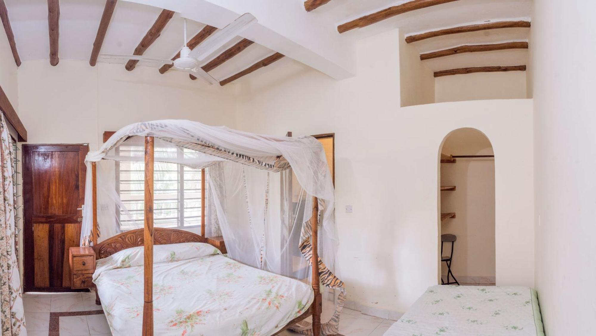 Kijani Cottages In Diani Диани-Бич Экстерьер фото