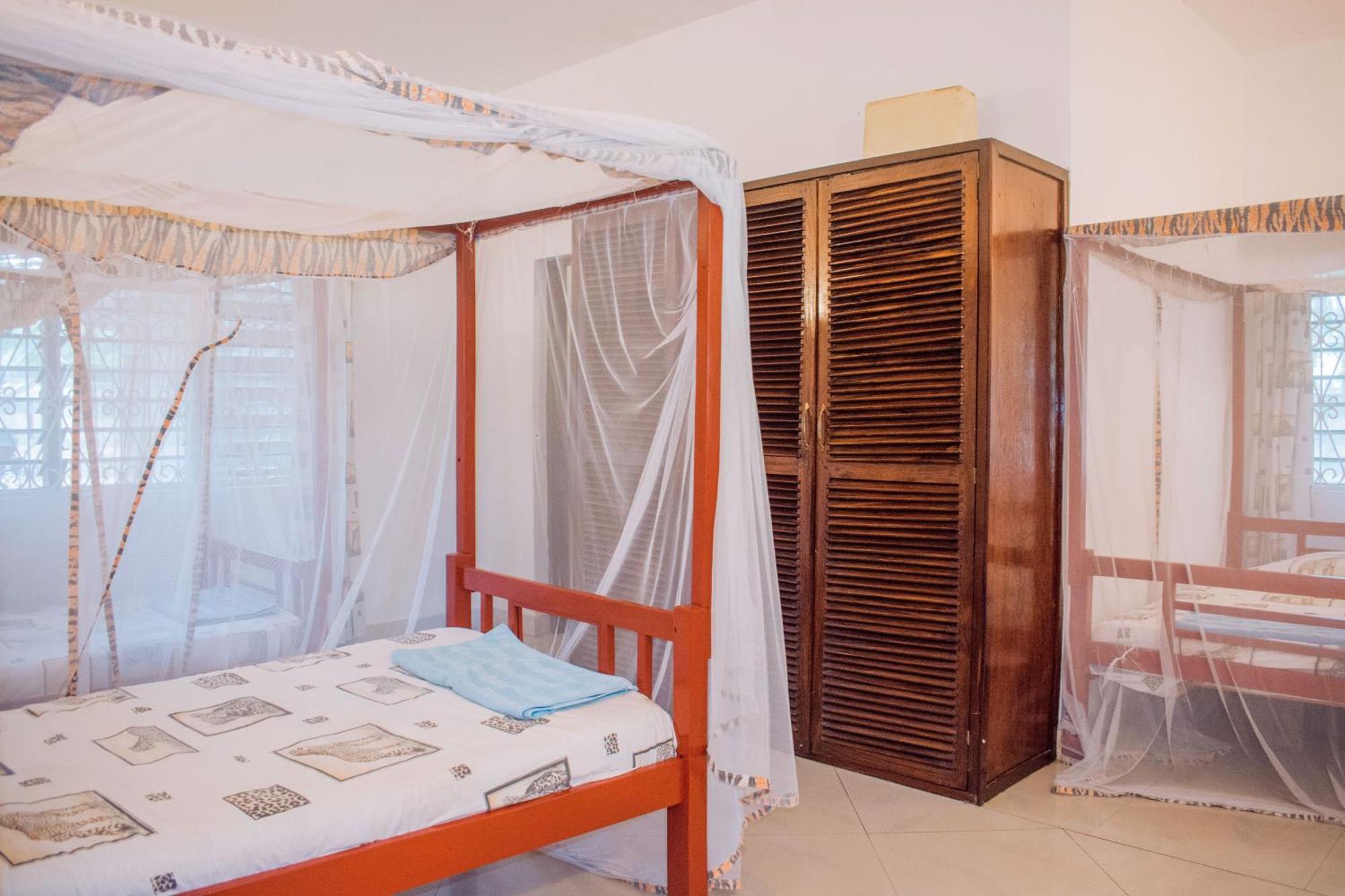 Kijani Cottages In Diani Диани-Бич Экстерьер фото