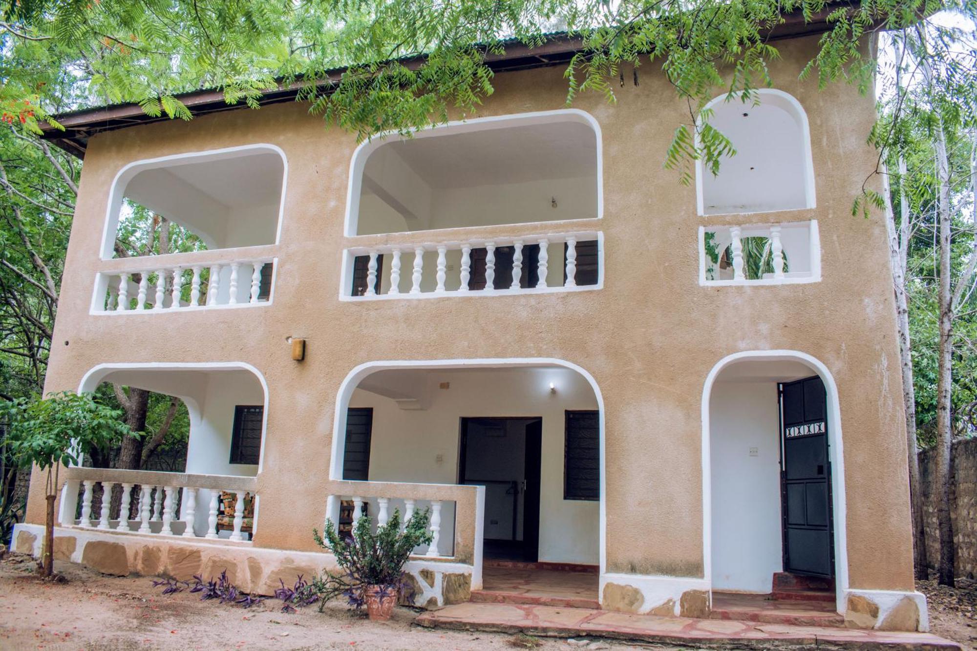 Kijani Cottages In Diani Диани-Бич Экстерьер фото