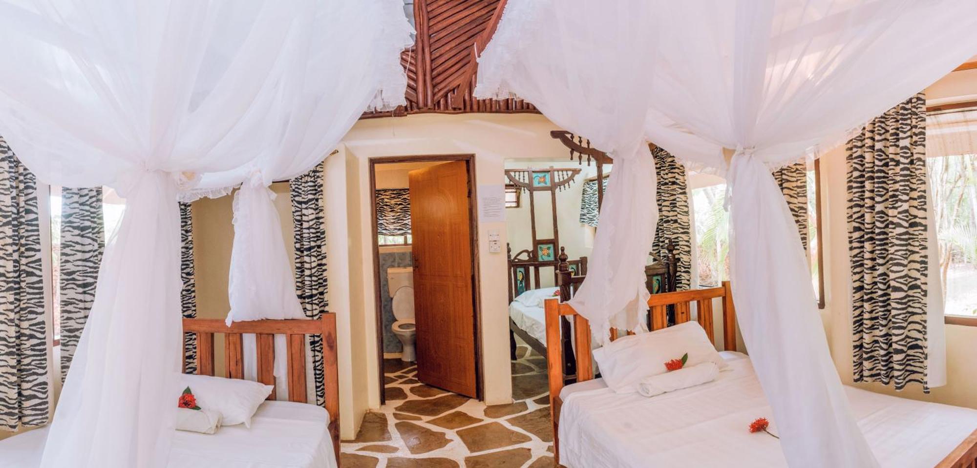 Kijani Cottages In Diani Диани-Бич Экстерьер фото